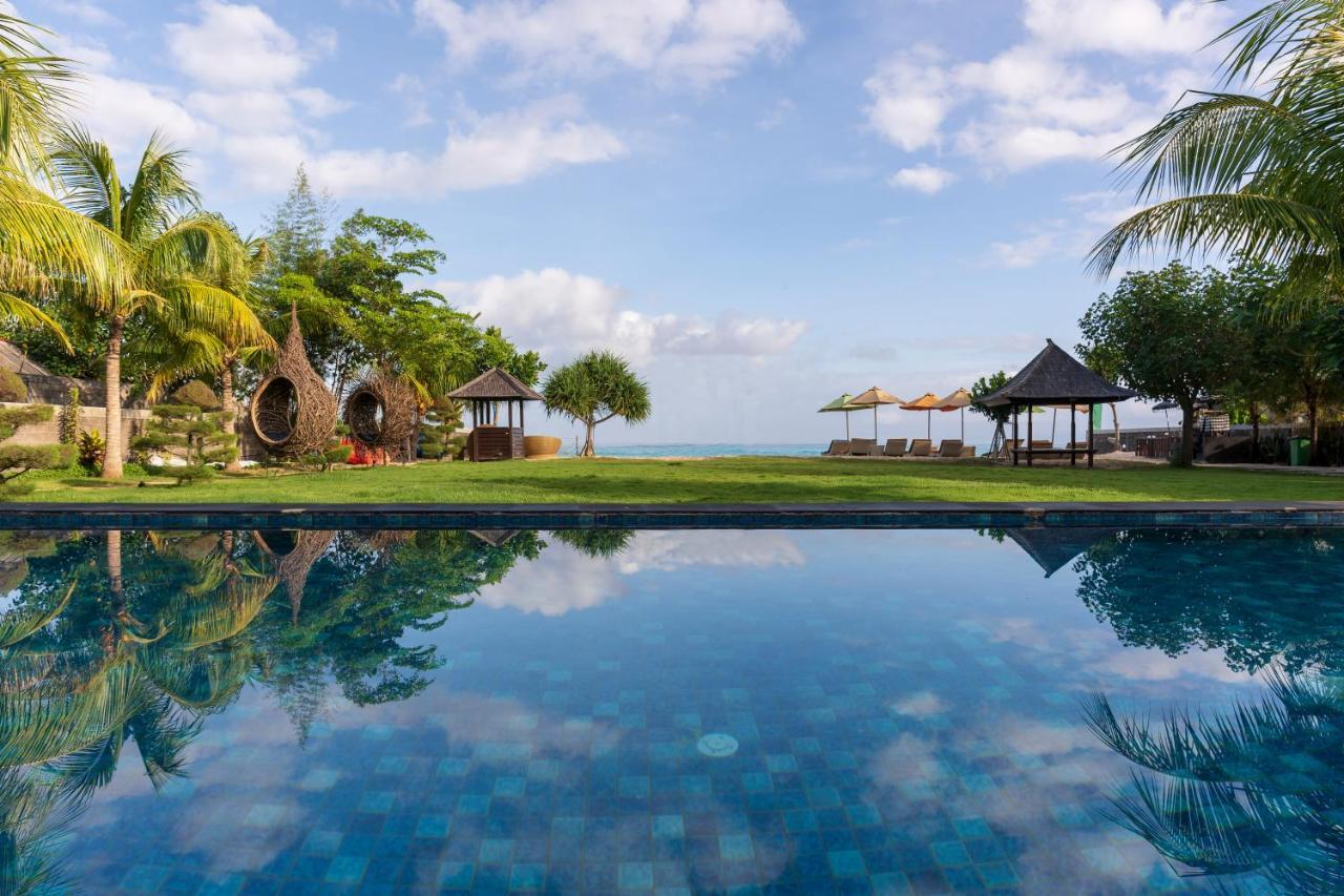 D'Nusa Beach Club And Resort Lembongan Exterior foto